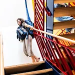 Bud Gett Hostels