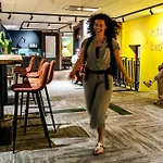 Bud Gett Hostels